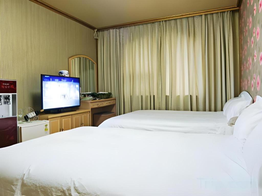 Emerald Hotel Jeju Dış mekan fotoğraf