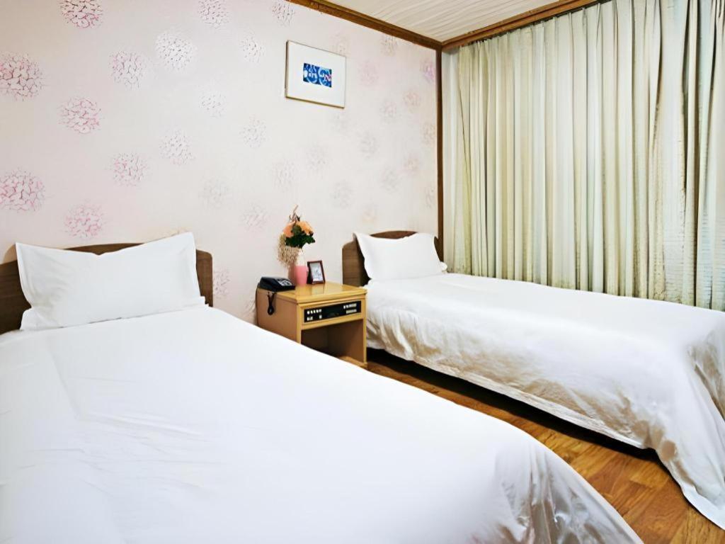 Emerald Hotel Jeju Dış mekan fotoğraf