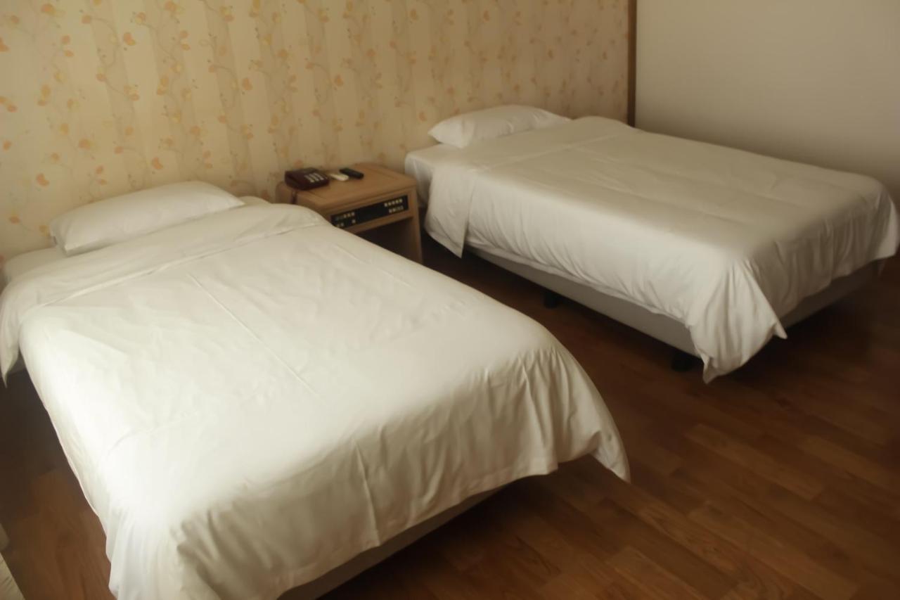 Emerald Hotel Jeju Dış mekan fotoğraf