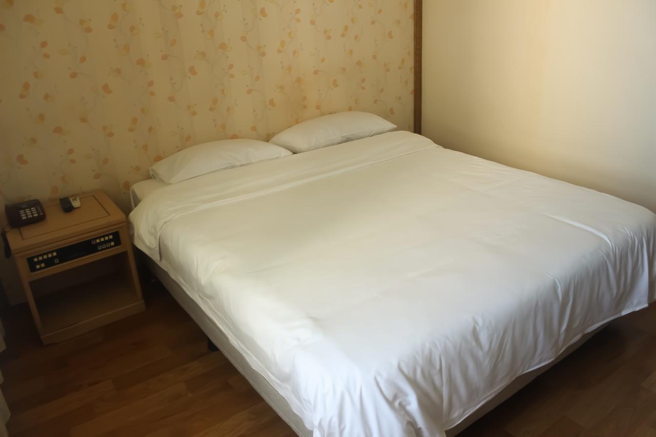 Emerald Hotel Jeju Dış mekan fotoğraf